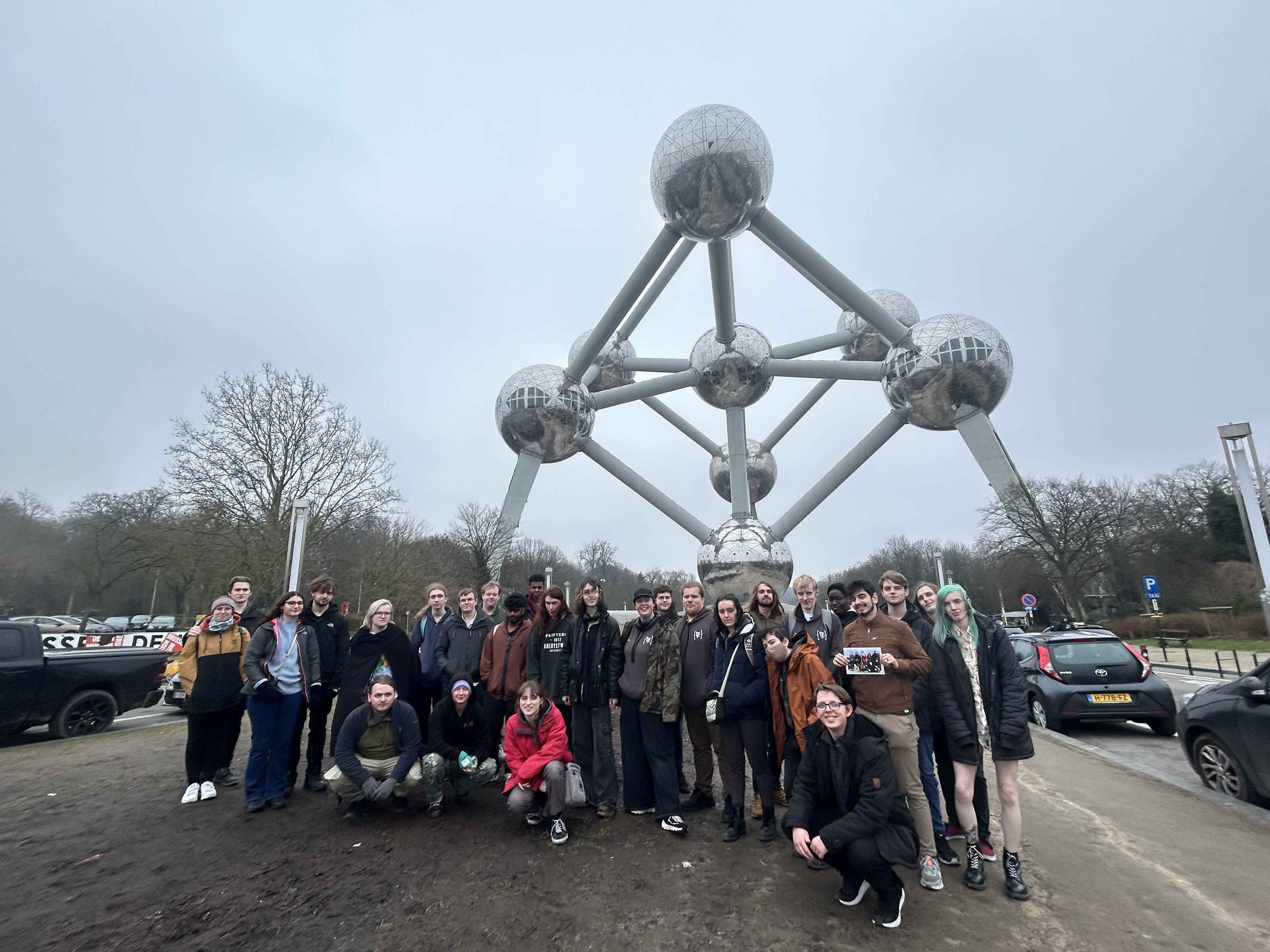 Full Group infront of Atomium